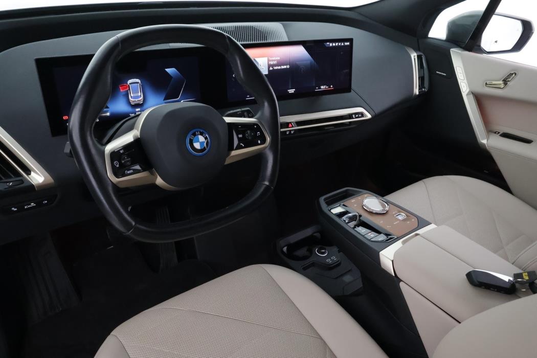 BMW iX 2023