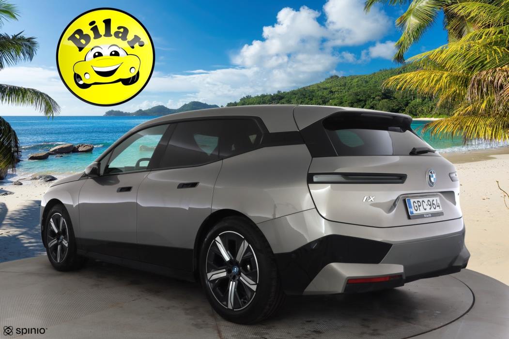 BMW iX 2023