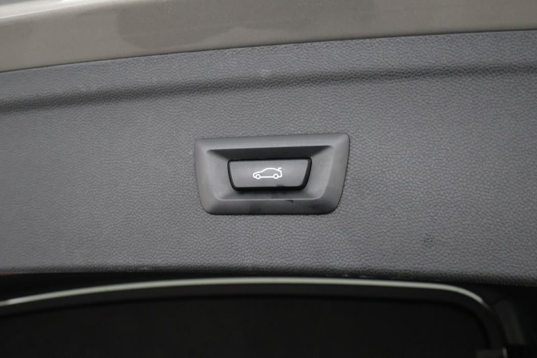 BMW iX 2023