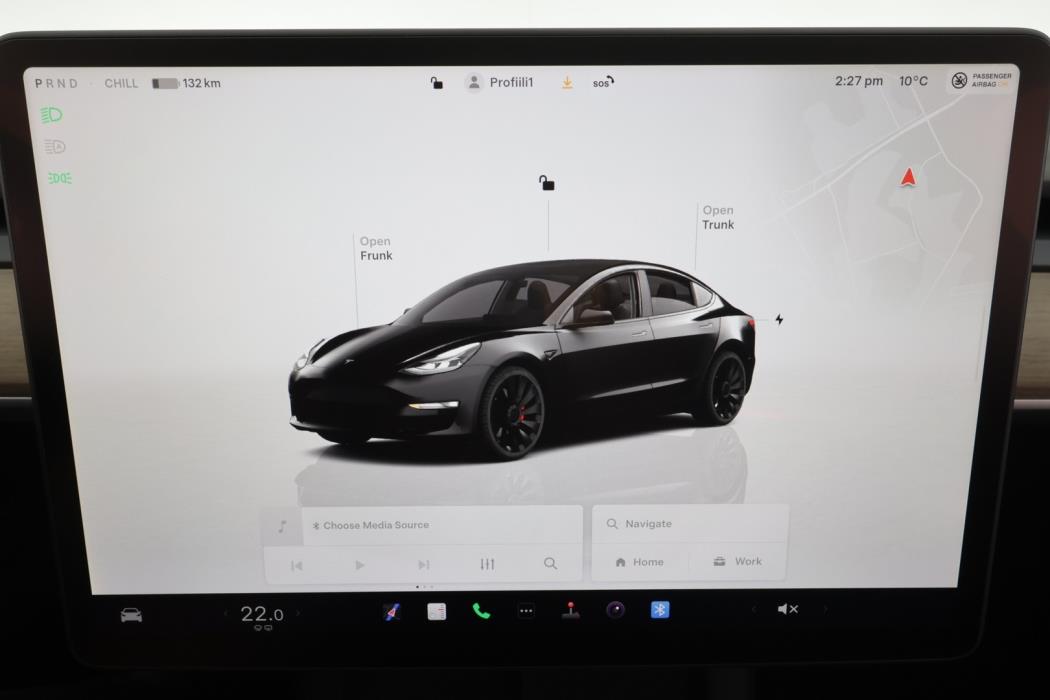 TESLA MODEL 3 2023