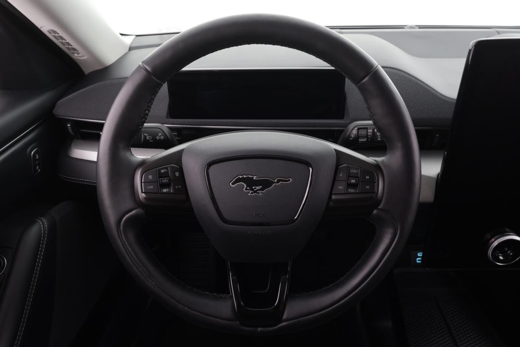 FORD MUSTANG MACH-E 2022
