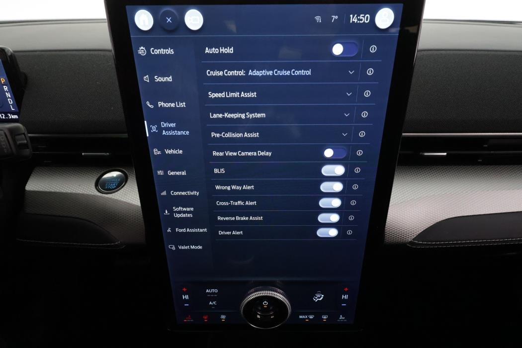 FORD MUSTANG MACH-E 2022