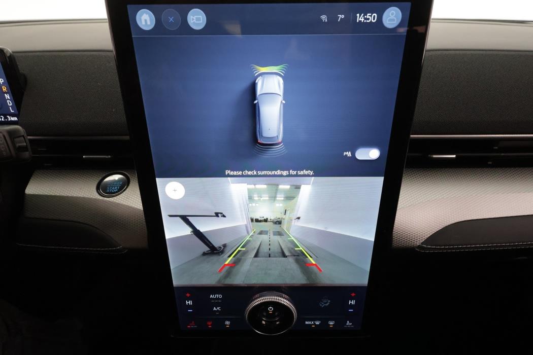 FORD MUSTANG MACH-E 2022