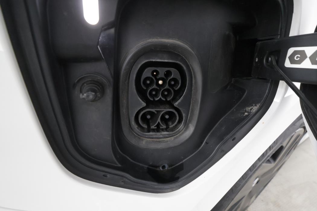 VOLKSWAGEN ID. BUZZ 2023