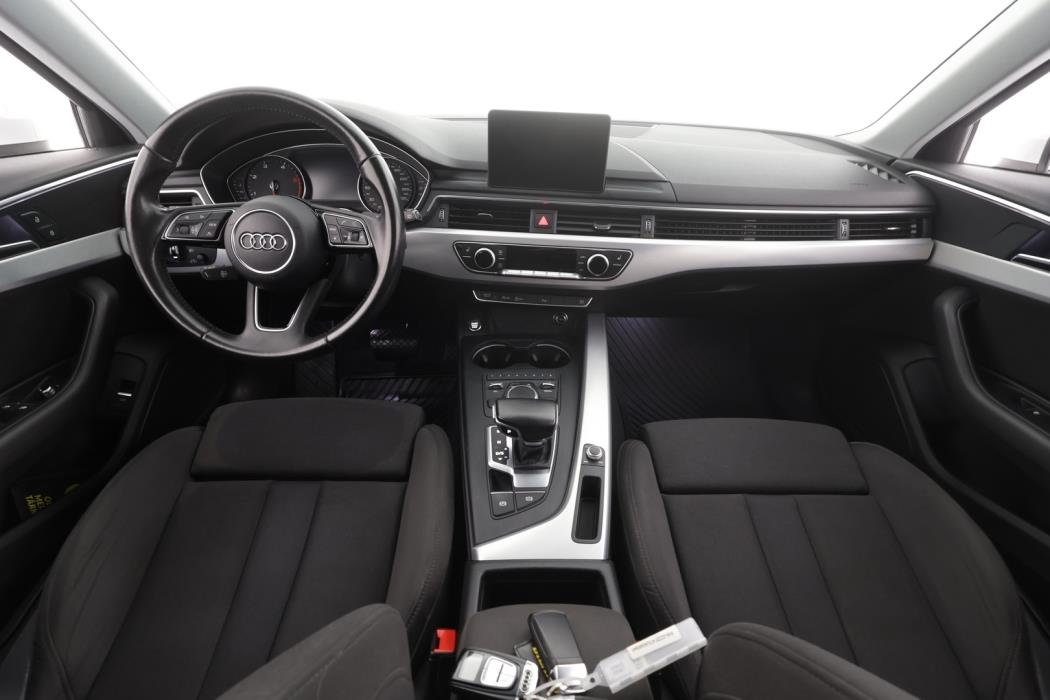 AUDI A4 2016