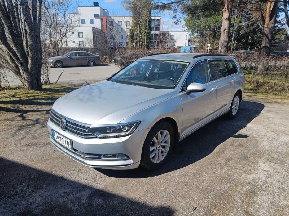 VOLKSWAGEN Passat 2016