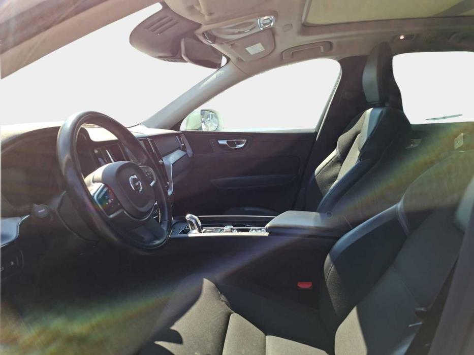 VOLVO XC60 2019