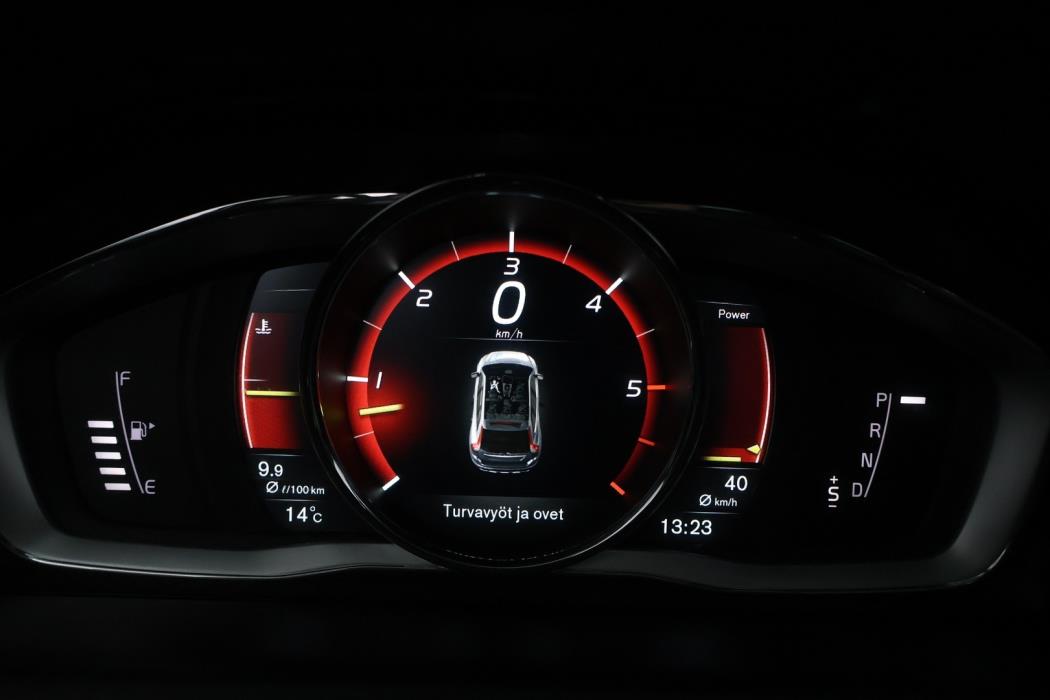 VOLVO XC60 2017