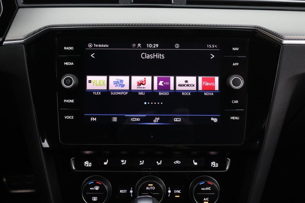 VOLKSWAGEN Passat 2020