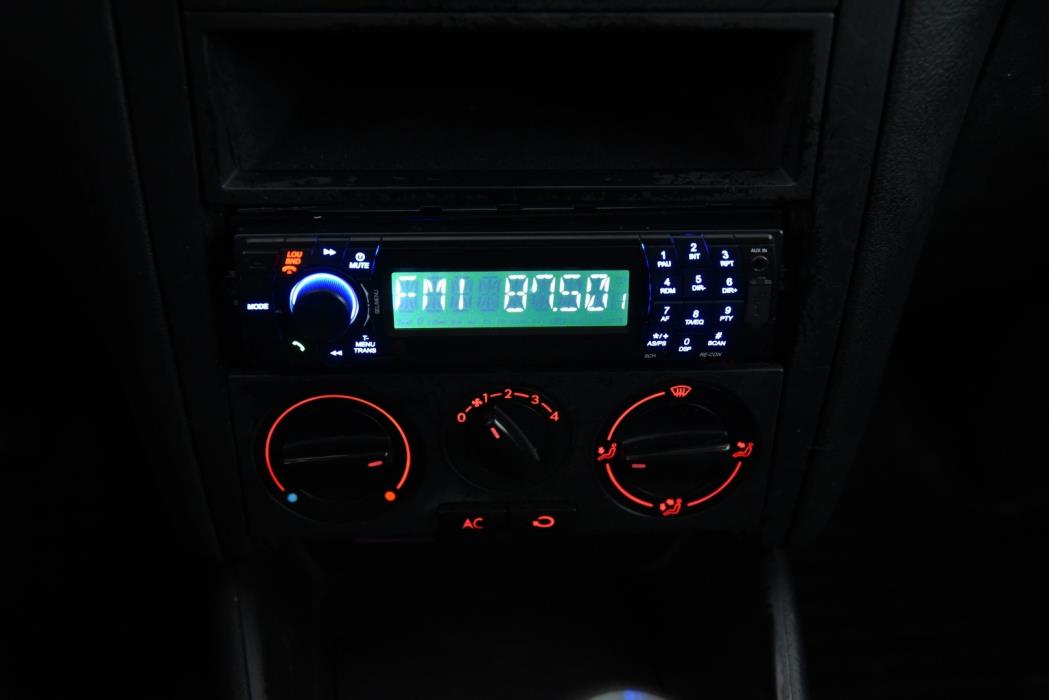 VOLKSWAGEN Golf Variant 2003