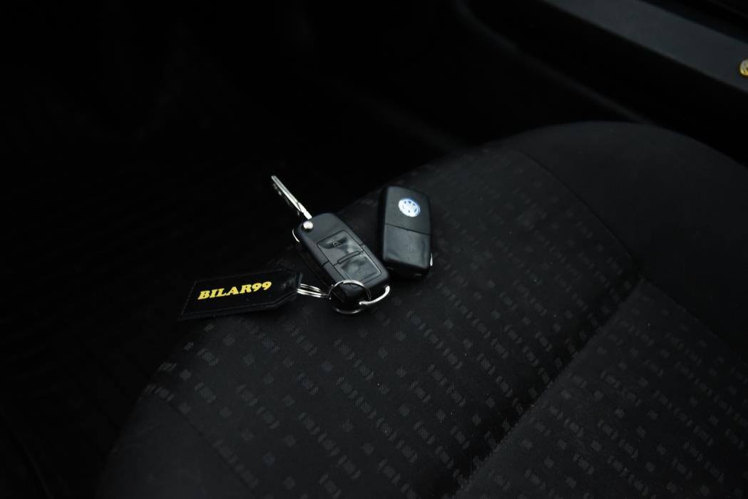 VOLKSWAGEN Golf Variant 2003