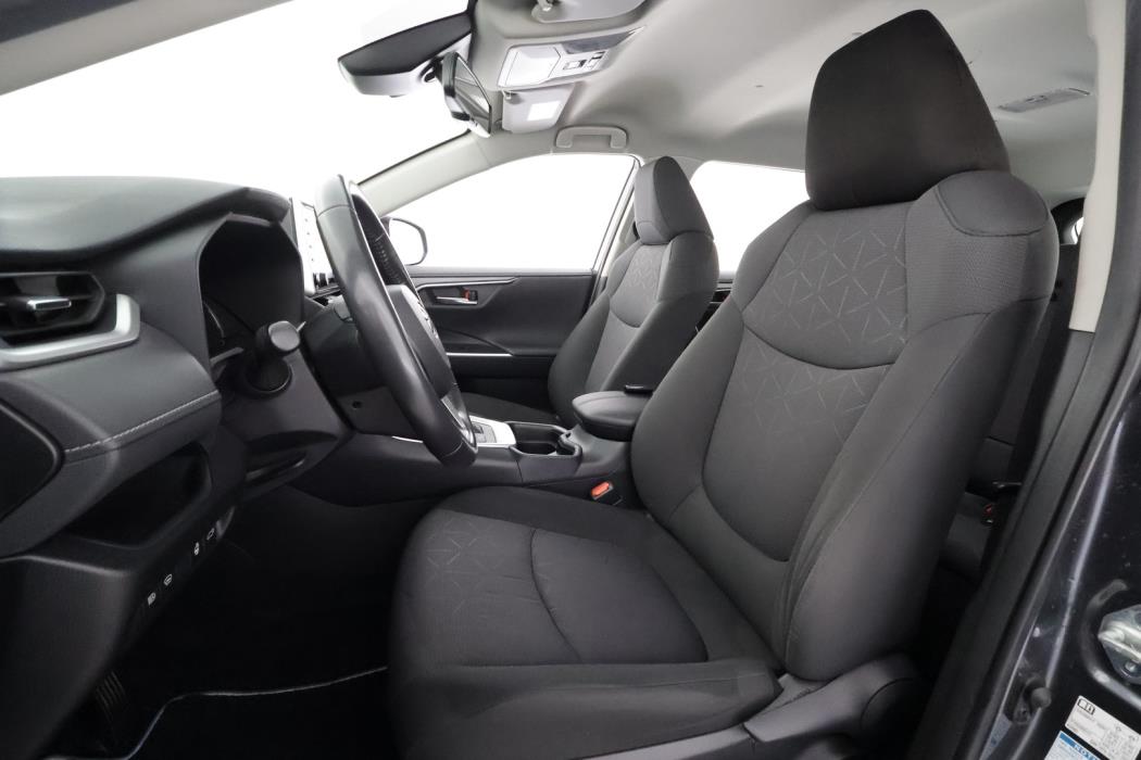 TOYOTA RAV4 2021
