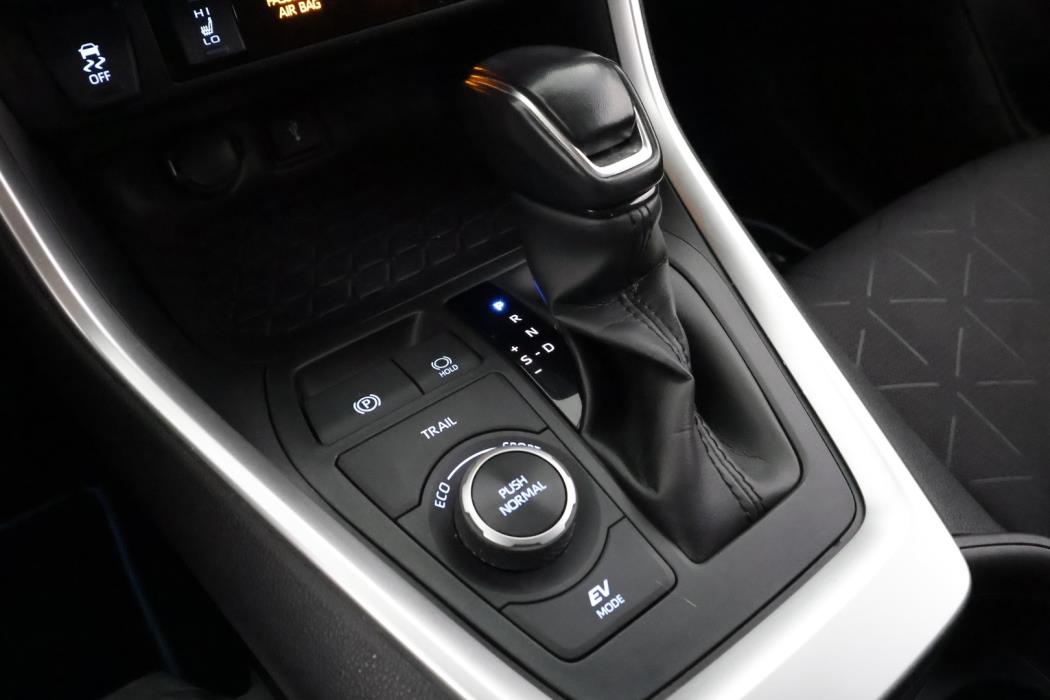 TOYOTA RAV4 2021
