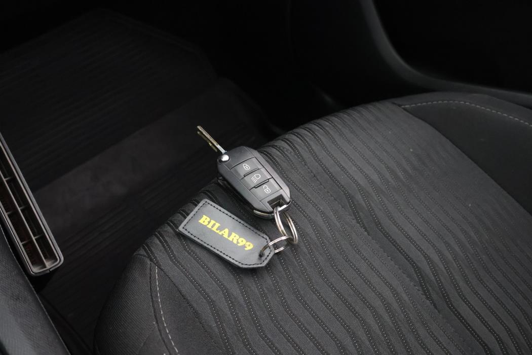 PEUGEOT 308 2014