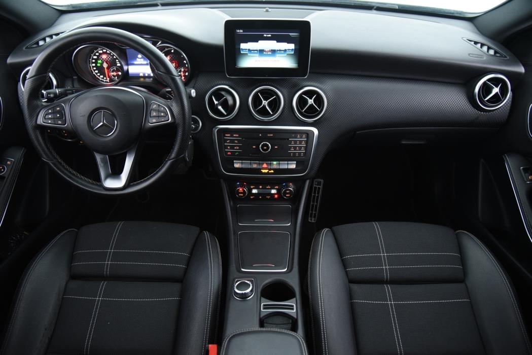 MERCEDES-BENZ A 2016