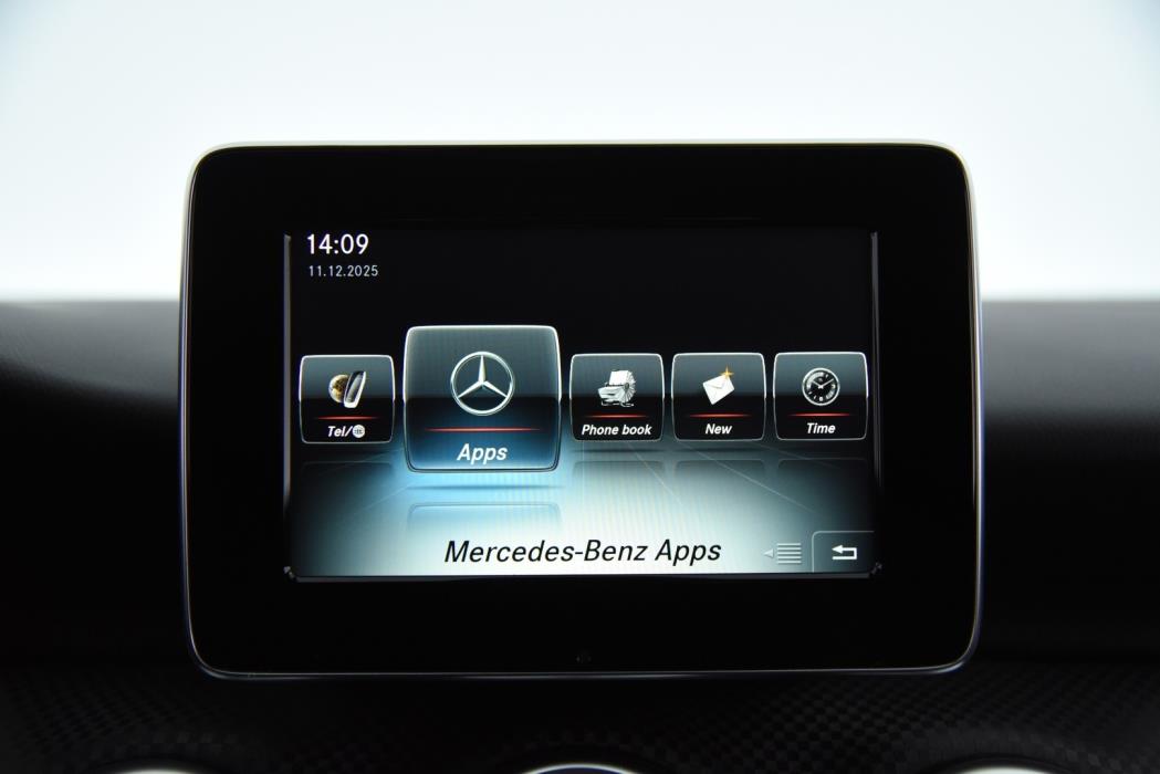 MERCEDES-BENZ A 2016