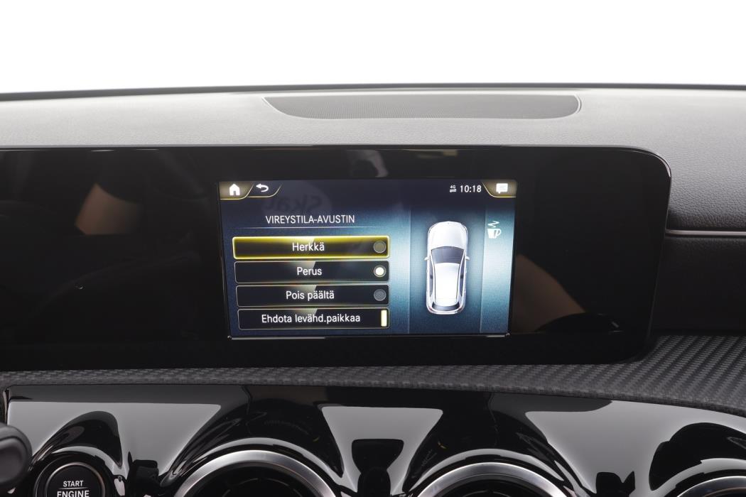 MERCEDES-BENZ A 2021