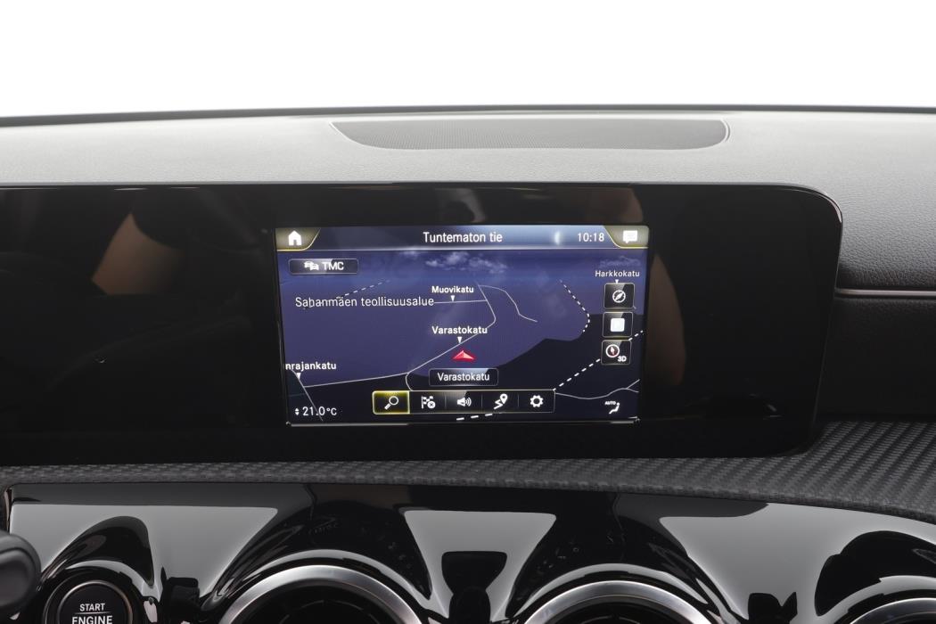 MERCEDES-BENZ A 2021