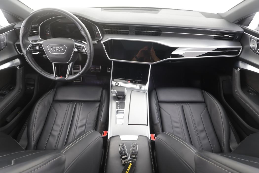 AUDI A7 2021