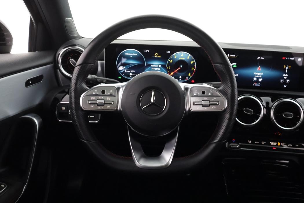 MERCEDES-BENZ A 35 AMG 2019