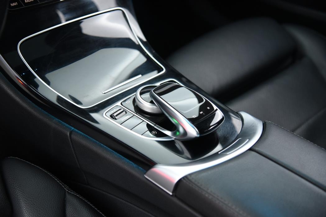 MERCEDES-BENZ C 2017