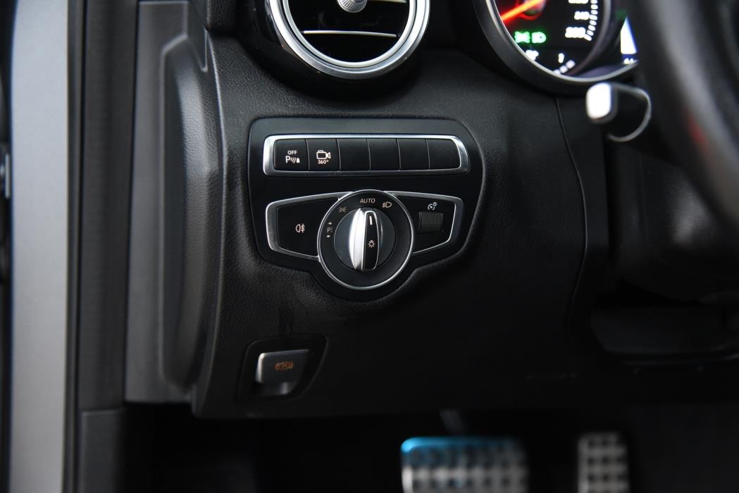 MERCEDES-BENZ C 2017