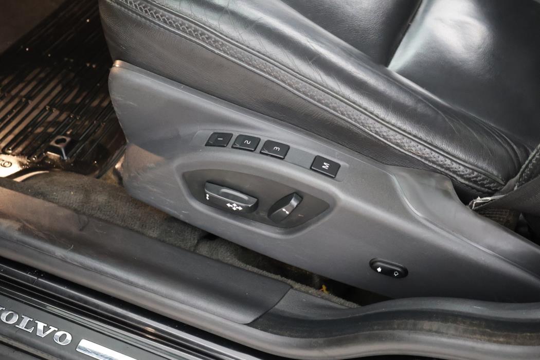 VOLVO XC70 2016
