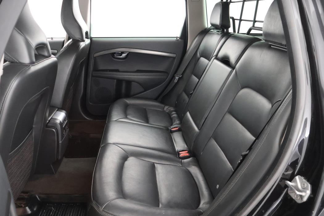 VOLVO XC70 2016