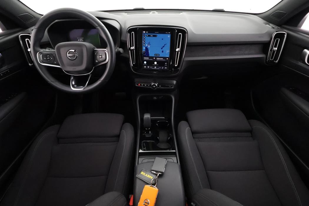 VOLVO C40 2023