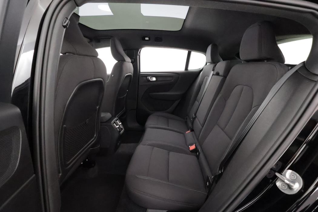 VOLVO C40 2023