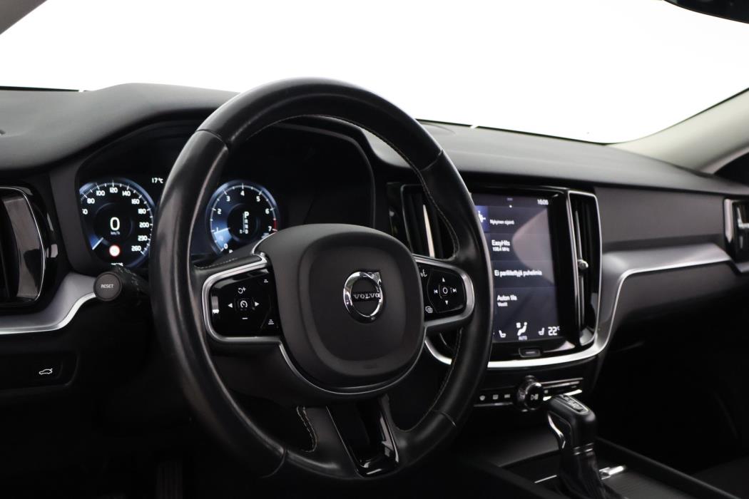 VOLVO V60 2020