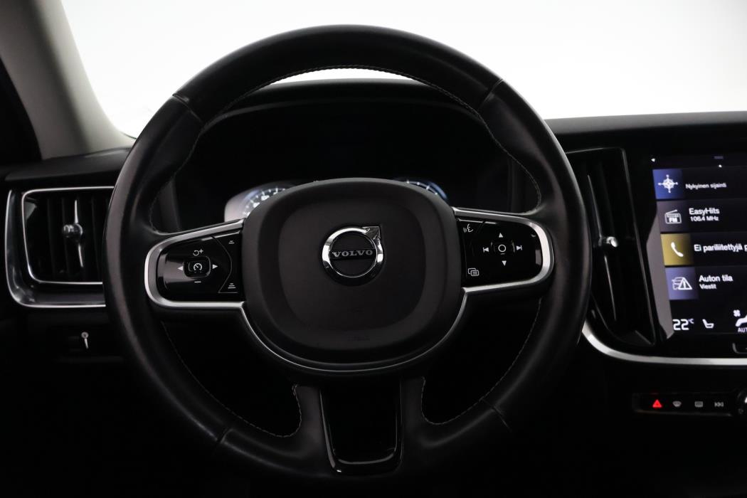 VOLVO V60 2020