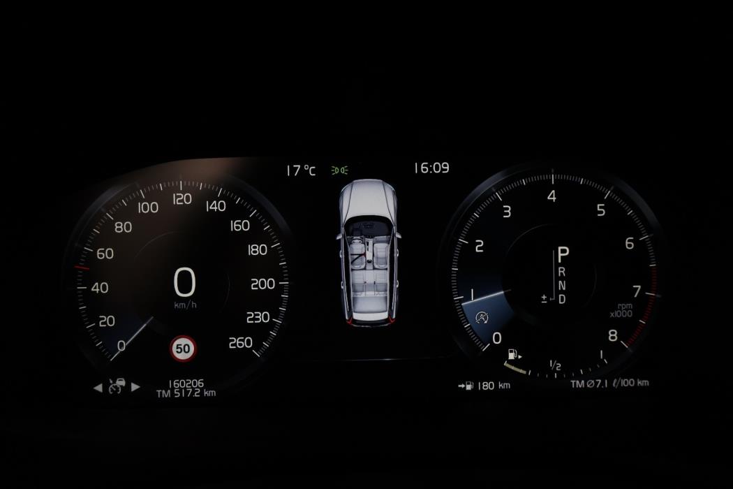 VOLVO V60 2020