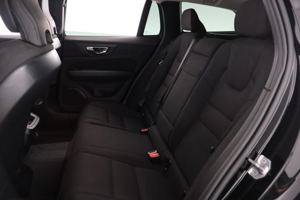 VOLVO V60 2020