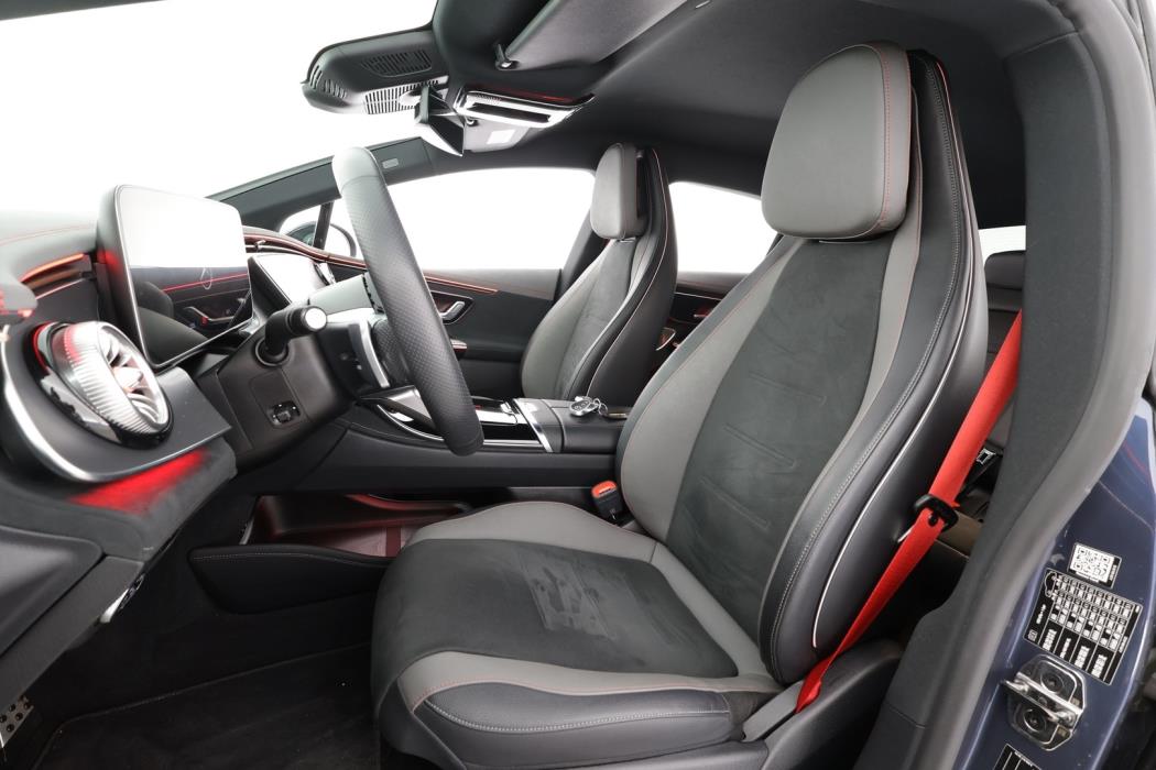 MERCEDES-BENZ EQE 2024