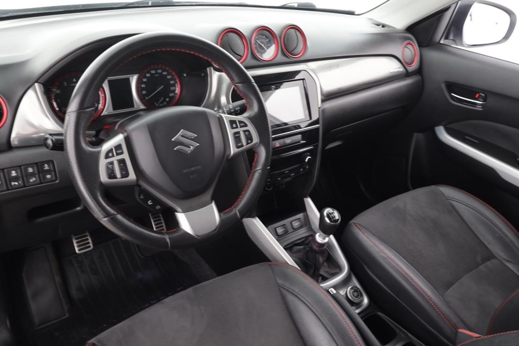 SUZUKI Vitara 2016