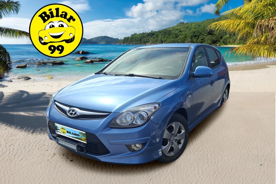 HYUNDAI i30 2011