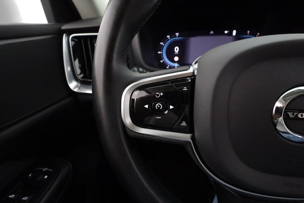 VOLVO V60 Cross Country 2023