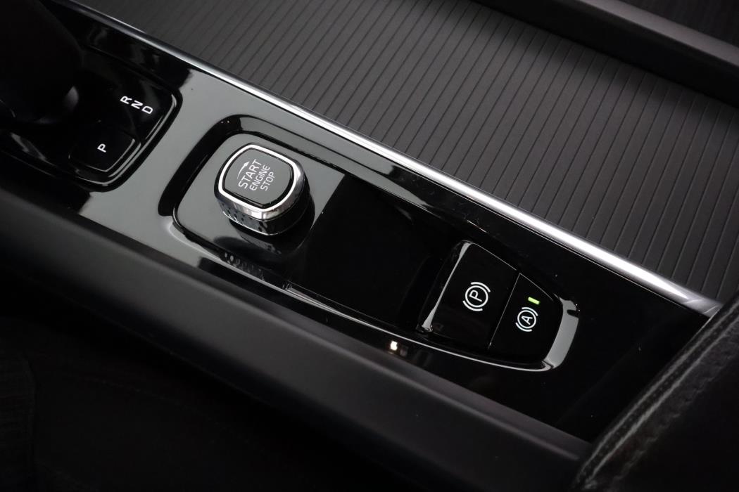 VOLVO V60 Cross Country 2023