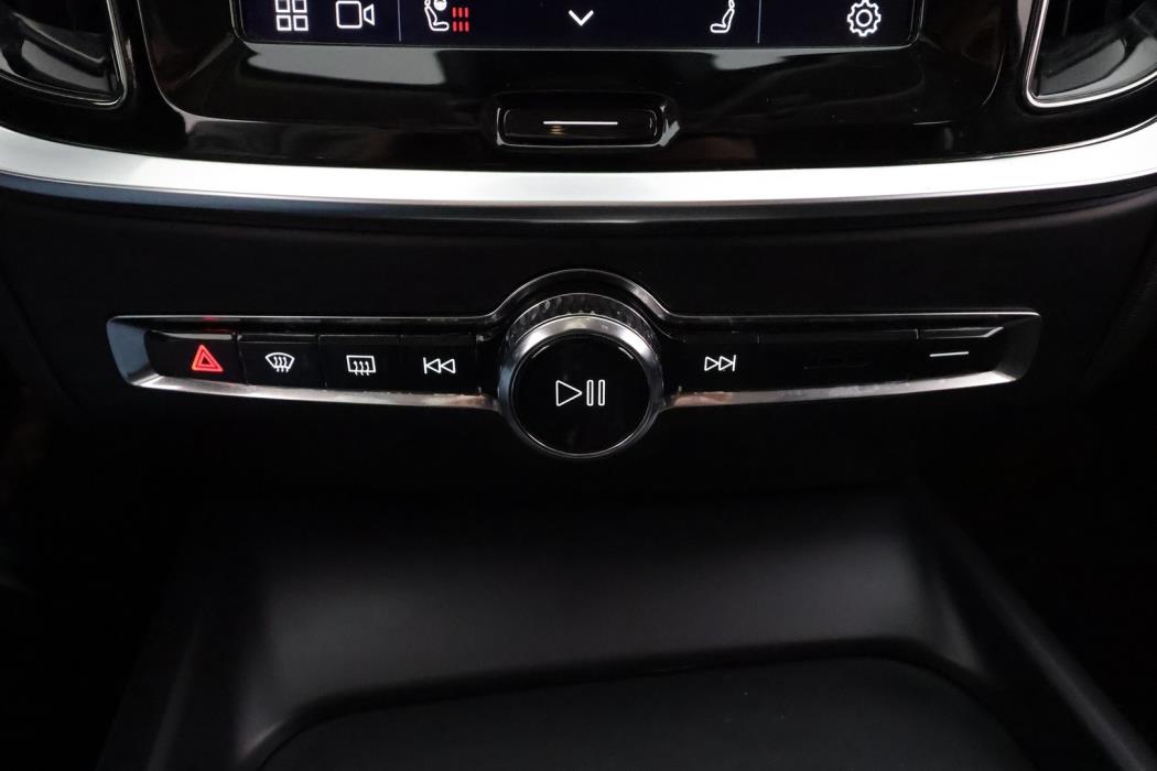 VOLVO V60 Cross Country 2023