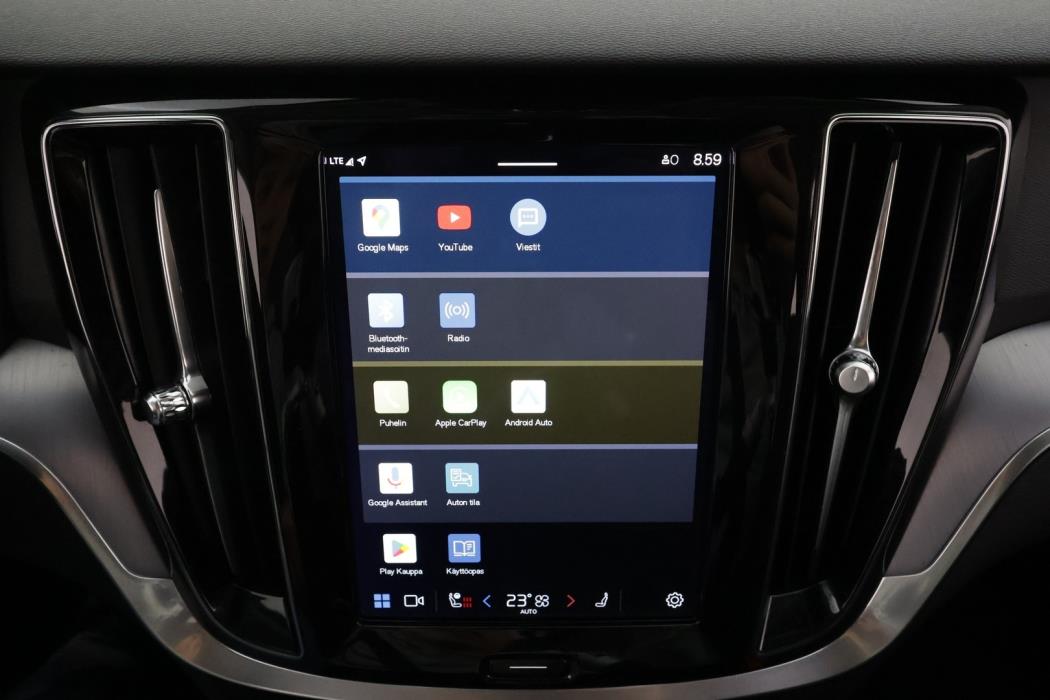 VOLVO V60 Cross Country 2023