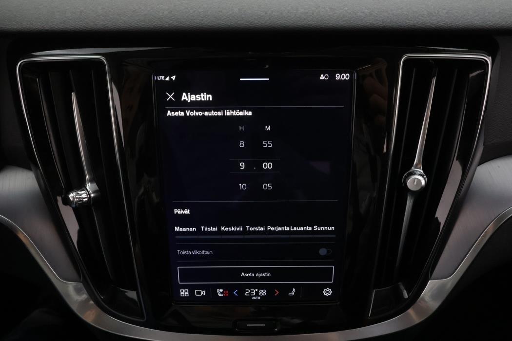 VOLVO V60 Cross Country 2023