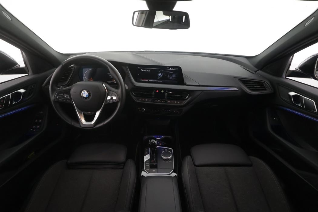 BMW 118 2022