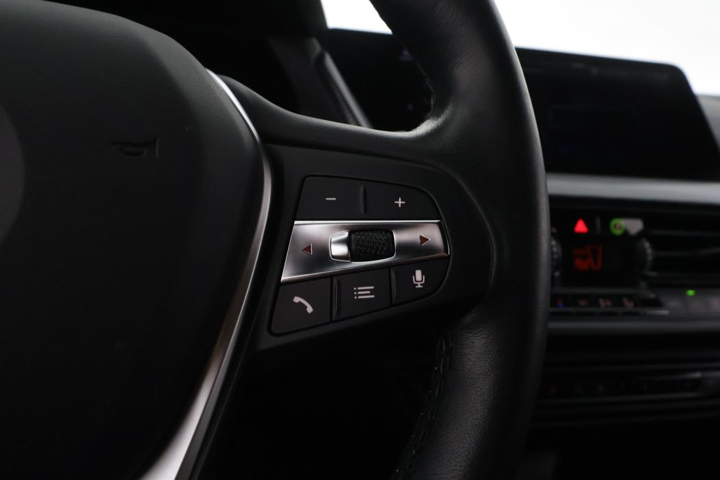 BMW 118 2022