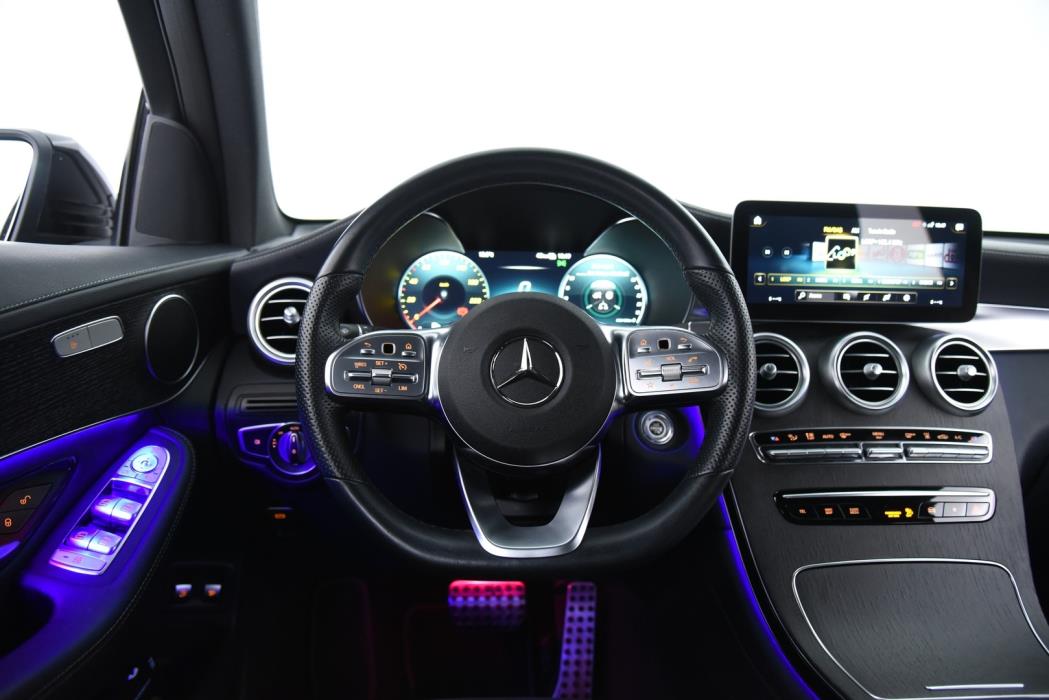 MERCEDES-BENZ GLC 2022