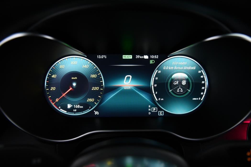 MERCEDES-BENZ GLC 2022