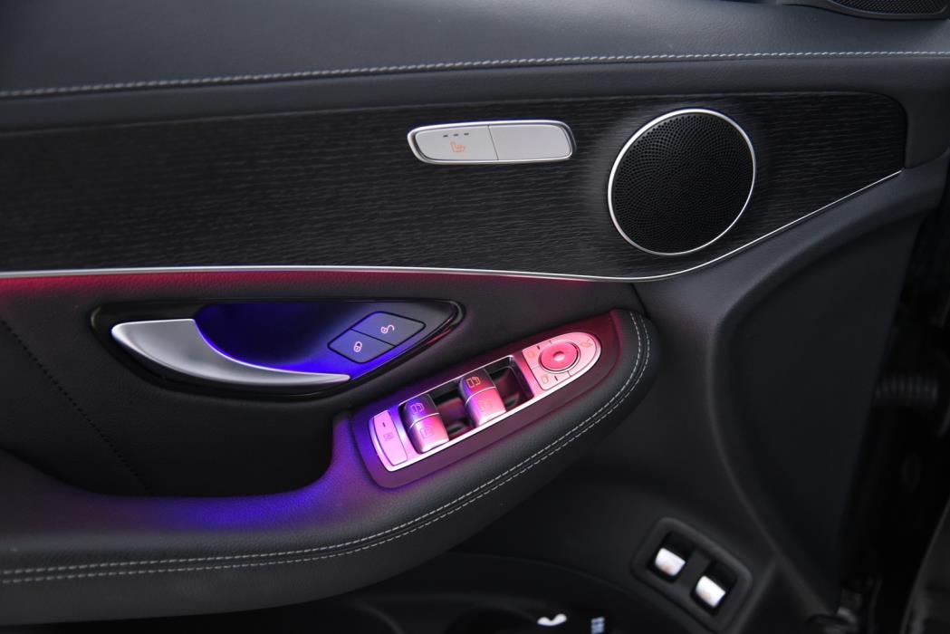 MERCEDES-BENZ GLC 2022