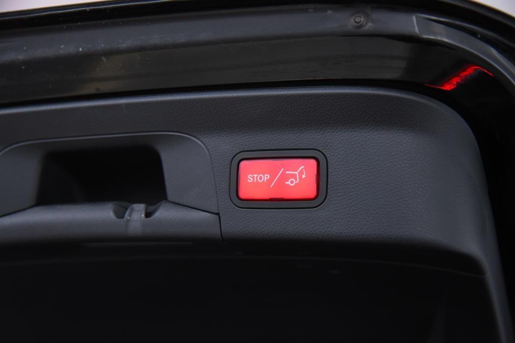 MERCEDES-BENZ GLC 2022