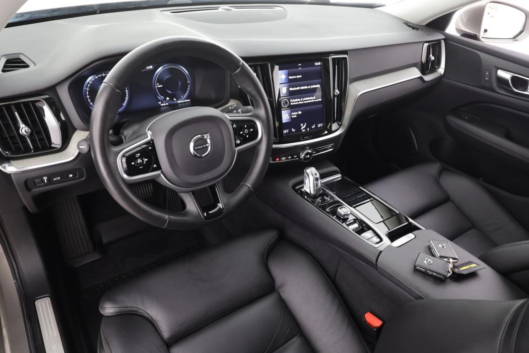 VOLVO V60 2019
