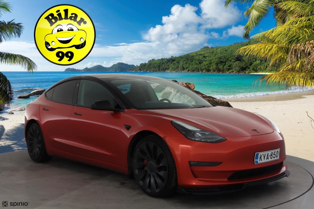 TESLA Model 3 2022